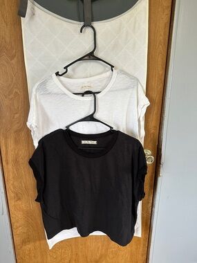 We The Free Women's White Short Sleeve Slub Crew Tee